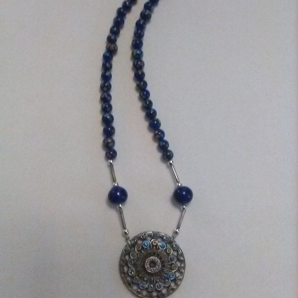Vtg Blue Bead Choker Necklace